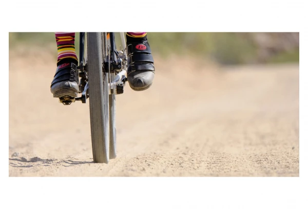 Pneu Gravel Teravail Rampart 700 Mm Tubeless Ready Souple Durable Bead-to-Bead 4 Pneu Gravel Teravail Rampart 700 Mm Tubeless Ready Souple Durable Bead-to-Bead – Image 2