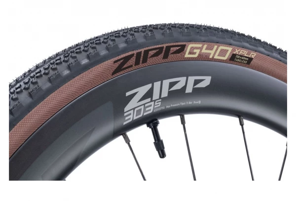 Pneu Gravel Zipp G40 XPLR 700 Mm Tubeless Ready Souple Flancs Beiges 3 Pneu Gravel Zipp G40 XPLR 700 Mm Tubeless Ready Souple Flancs Beiges