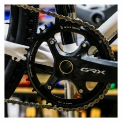 Plateau Wolf Tooth 110 BCD Asymmetric 4-Bolt Shimano GRX Drop-Stop B Noir -Vélos de voyage, Cyclocross & Gravel Soldes unnamed file 1948