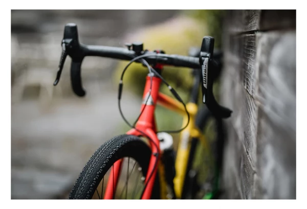 Pneu Gravel WTB Venture 700c Tubeless TCS Light/Fast Rolling SG2 Dual 120TPI 7 Pneu Gravel WTB Venture 700c Tubeless TCS Light/Fast Rolling SG2 Dual 120TPI – Image 5