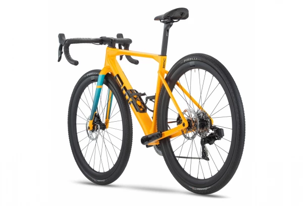 Gravel Bike BMC Kaius 01 Three Sram Rival ETap AXS 12V 700 Mm Jaune Saffron 2023 12 Gravel Bike BMC Kaius 01 Three Sram Rival ETap AXS 12V 700 Mm Jaune Saffron 2023 – Image 10