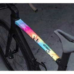 Kit De Protection Cadre Dyedbro Frame Tie Dye Multi-Couleurs 9 Kit De Protection Cadre Dyedbro Frame Tie Dye Multi-Couleurs -Vélos de voyage, Cyclocross & Gravel Soldes unnamed file 3881