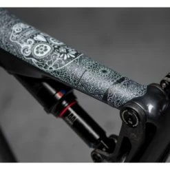 Kit De Protection Cadre Dyedbro Frame Día De Muertos Blanc -Vélos de voyage, Cyclocross & Gravel Soldes unnamed file 3933