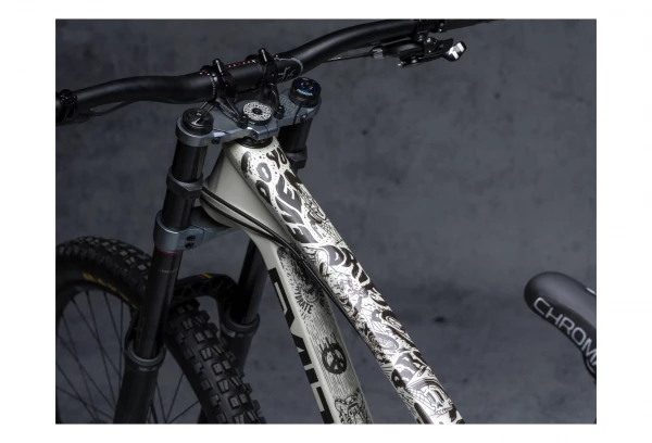 Kit De Protection Cadre Dyedbro Frame Fluor Noir 5 Kit De Protection Cadre Dyedbro Frame Fluor Noir – Image 3