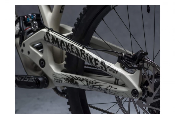 Kit De Protection Cadre Dyedbro Frame Fluor Noir 7 Kit De Protection Cadre Dyedbro Frame Fluor Noir – Image 5