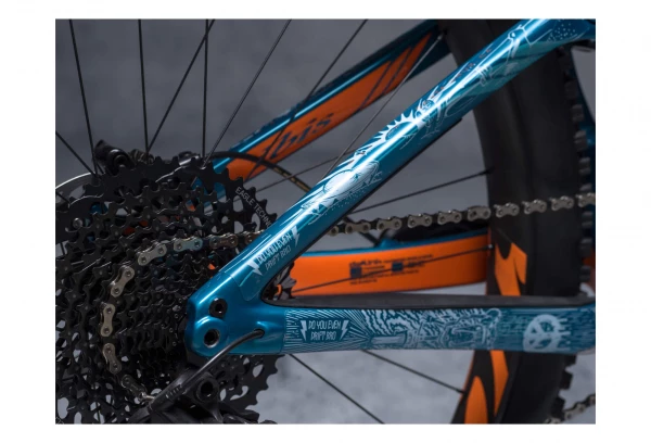 Kit De Protection Cadre Dyedbro Frame Fluor Blanc 7 Kit De Protection Cadre Dyedbro Frame Fluor Blanc – Image 5