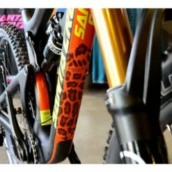 Kit Protection De Cadre ALL MOUNTAIN STYLE Honey Comb 9 Pcs - Cheetah 10 Kit Protection De Cadre ALL MOUNTAIN STYLE Honey Comb 9 Pcs - Cheetah -Vélos de voyage, Cyclocross & Gravel Soldes unnamed file 4301