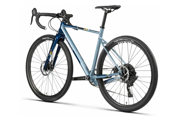 Gravel Bike Bombtrack Audax AL MicroShift XLE 11V 650b Bleu 2021 5 Gravel Bike Bombtrack Audax AL MicroShift XLE 11V 650b Bleu 2021 – Image 3